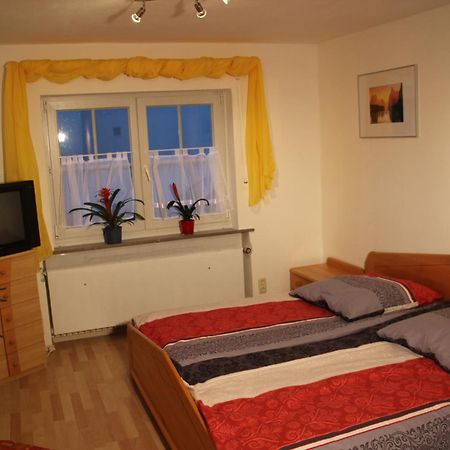 Ferienwohnung Mit 4 Schlafzimmer Fuer 2 Bis 9 Gaeste----Apartment With 4 Bedrooms For 2 To 9 Guests Νυρεμβέργη Εξωτερικό φωτογραφία